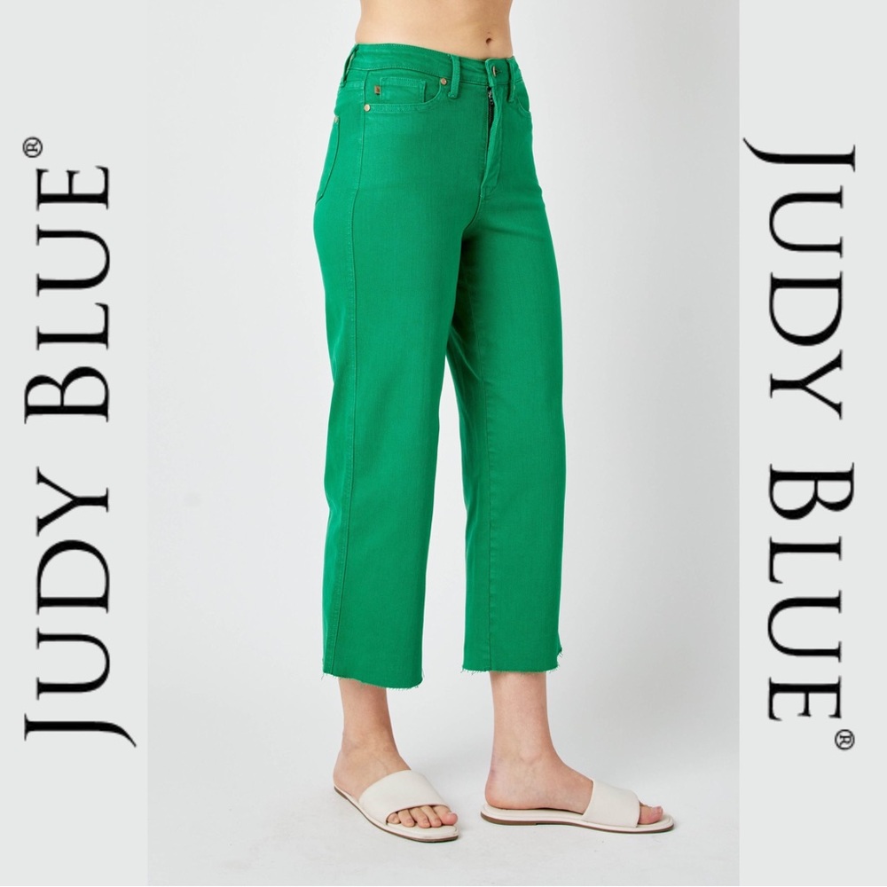 ☘️ NEW ☘️ JUDY BLUE | Green High Waist Garment Dyed Tummy Control Wide Leg Crop